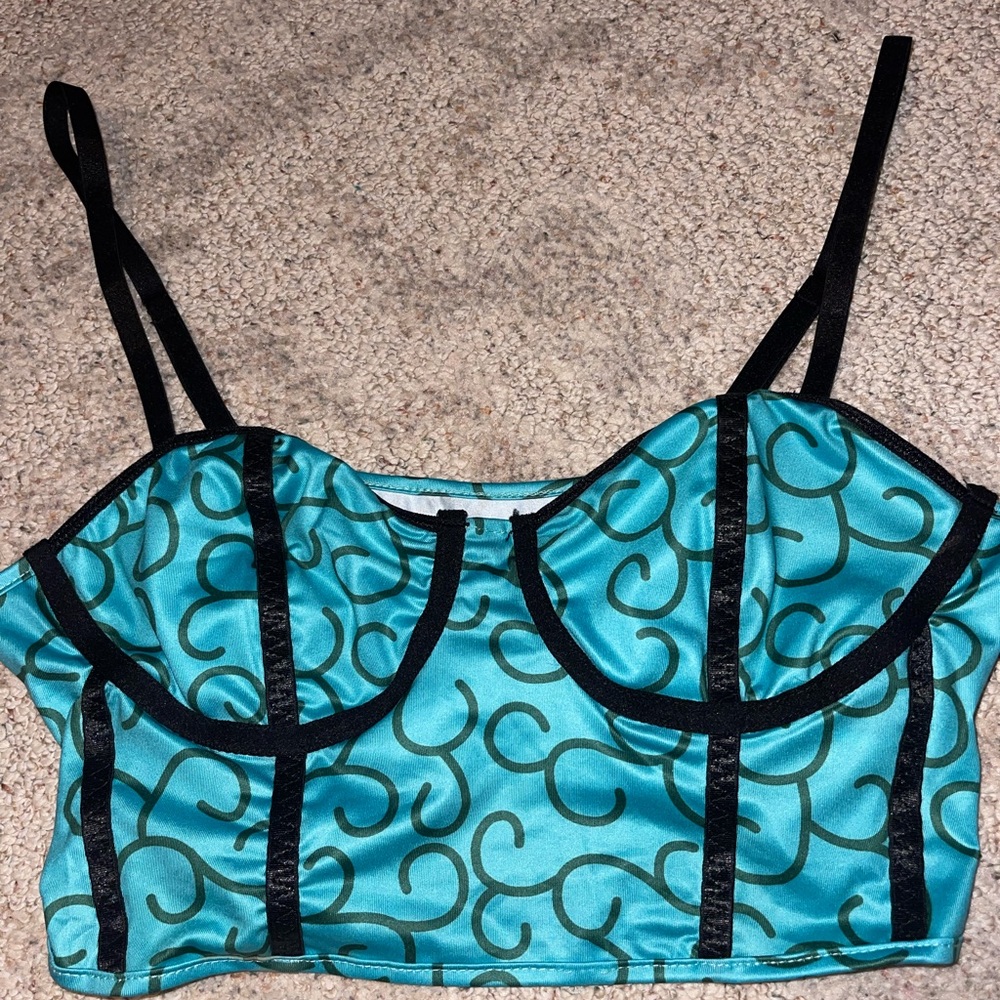 Never worn crop top